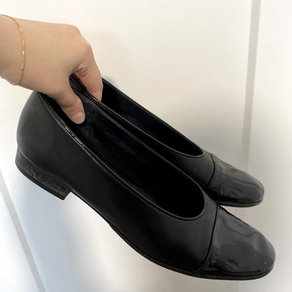 Amalfi Black Leather Short Kitten Heel‎ Size 7.5 8